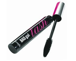 Editors Choice: Maskara dengan Efek Bulu Mata Palsu 