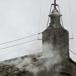 Lionsgate Produksi Film Horor Vatican White Smoke