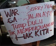 Penetapan Tarif Parkir The Green Pramuka Tanpa Musyawarah