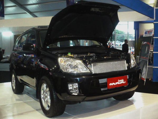 Dua Mobil Esemka Buai Warga Jakarta