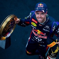 Vettel Disebut Sudah Layak Masuk Jajaran Pebalap Terhebat F1