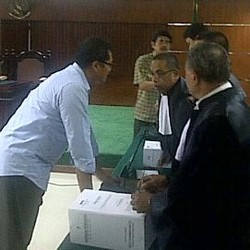 Selain ke Guru Spiritual, Eko Setor SG$ 12 Ribu ke Seorang Ulama 