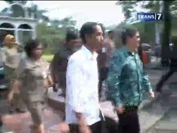 Jokowi Blusukan ke Kebun Binatang