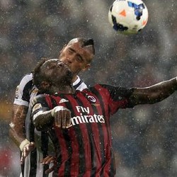 Milan Dihukum Main Tanpa Penonton, Galliani Protes