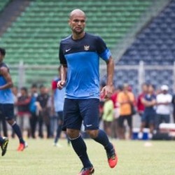 Van Dijk Absen Lawan China