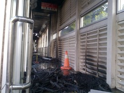 Halte Busway Dibakar, Bus TransJ Koridor 11 Setop Operasi Sementara