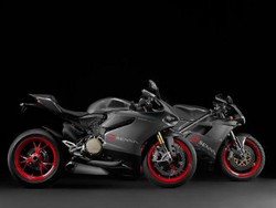 Ayrton Senna Hidup di Ducati Panigale 1199 S