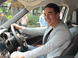 Joe Taslim: Kalau Lagi Macet, Penting ada Musik di Mobil