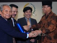 Guruh Protes Posisi 4 Pilar Kebangsaan