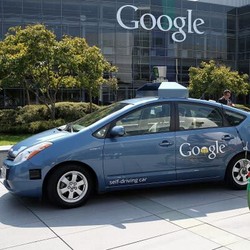 Mobil Tanpa Pengemudi Google Ditolak Pabrikan
