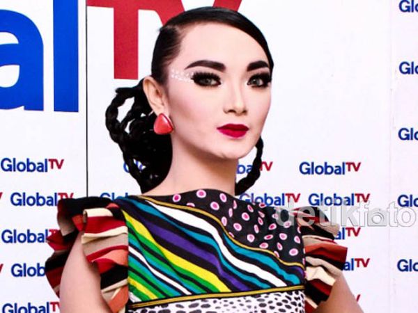 Zaskia Gotik Tak Sedih Lagi