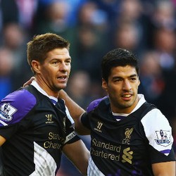Selain Suporter, Gerrard Jadi Alasan Suarez Bertahan