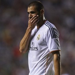 Performanya Dipertanyakan, Benzema Bela Diri