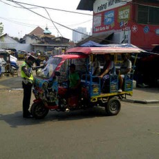 Awas! Bahaya Ajak Anak Naik Mobil Odong-Odong