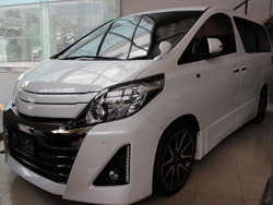 Begini Tampang Asli Alphard dan Vellfire Versi Garang