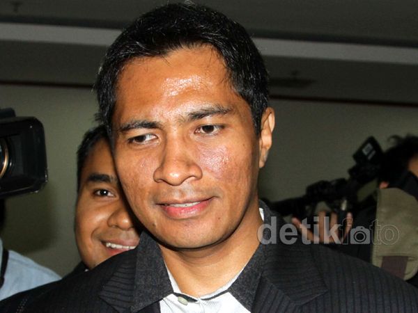 Mario Bernardo Jalani Sidang Perdana 