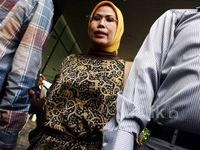 Ratu Tatu Besuk Adiknya di Rutan KPK
