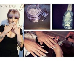 Kelly Osbourne Hiasi Kukunya dengan Kuteks Berlian Seharga Rp 11,2 Miliar