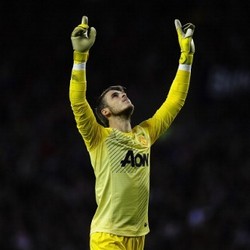 Van der Sar Sebut De Gea Salah Satu Kunci Sukses MU Musim Lalu
