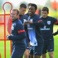 Kualitas Barisan Penyerang Inggris Bikin Rooney Senang