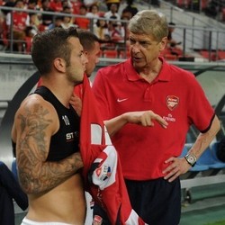 Wenger Dukung Wilshere Terkait Pernyataan Soal Januzaj