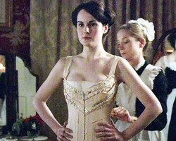 Berbahaya! Diet Korset agar Tubuh Langsing yang Jadi Tren di Kalangan Seleb 