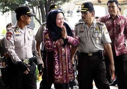 ICW: Ada 10 Perusahaan Terafiliasi ke Dinasti Atut, Proyek Capai Triliunan