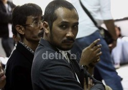 Abraham Samad: Atut Masih Saksi, Tidak akan Ditahan