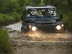 Land Rover Belum Memikirkan Pengganti Defender