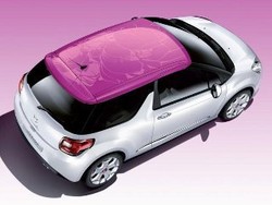 Mobil Berkelir Pink Kian Digemari