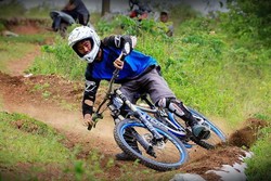 Naik Sepeda di Singkarak, Swiss Dari Ranah Minang