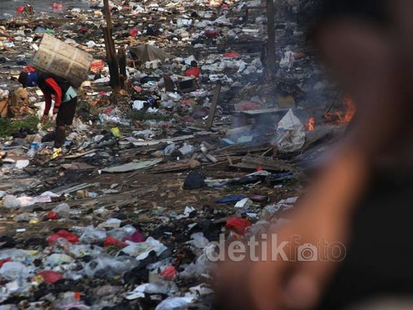 Banjir Kanal Barat Jadi TPS
