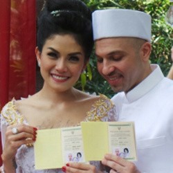  Nikita Mirzani Menikah, Polisi Pastikan Kasus Bandung Tetap Diproses