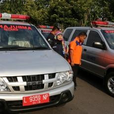 Pemkot Surabaya Punya 7 Ambulance Gratis untuk Warga Miskin