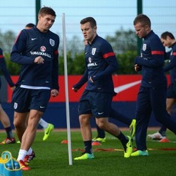 Hodgson Belum Punya Gambaran Starting XI Inggris