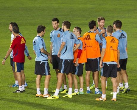 Spanyol Bersiap Hadapi Dua Laga Final