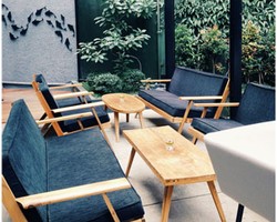 Saka Bistro & Bar, Restoran Bergaya Modern-Tropical di Bandung