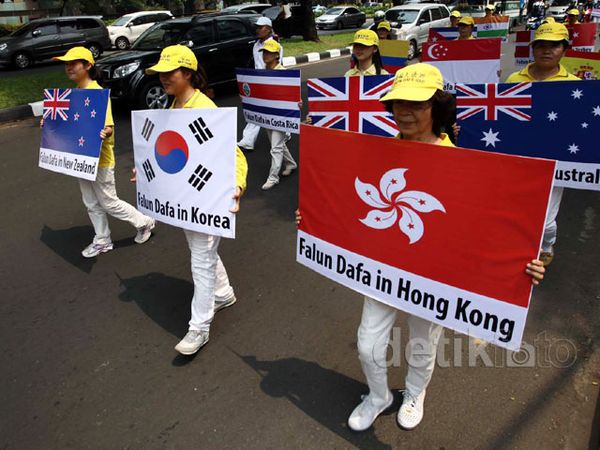 Aktivis Falun Gong Kembali Turun ke Jalan