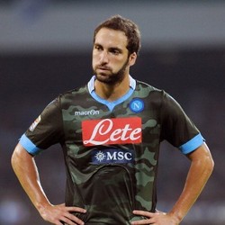 Higuain: Duel Napoli Lawan Roma Bukan Partai Penentu Gelar