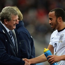 Hodgson Ingatkan Inggris bahwa Pekerjaan Belum Tuntas