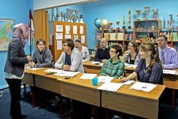 Mengikat Rusia dengan Bahasa Indonesia