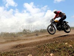 Modifikator Bule: Yamaha Scorpio Enak Dibuat Modif