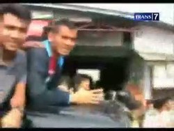 Pulang Kampung, Ravi Cs Diarak Gunakan Mobil Bak Terbuka