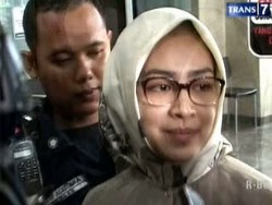 Walikota Tangsel Ubah Penampilan di KPK