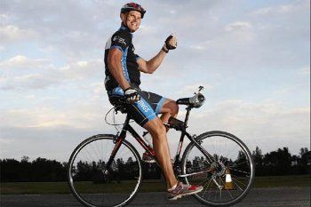 Andrew Hellinga, Pemecah Rekor Bersepeda Mundur 337 Km Selama 24 Jam