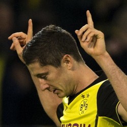 Lewandowski Buka Peluang Main di Premier League