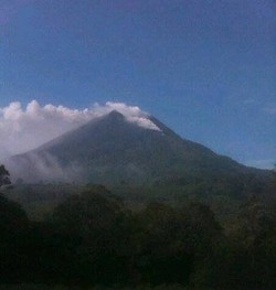 Letusan Gunung Sinabung Ciptakan 4 Kawah Baru