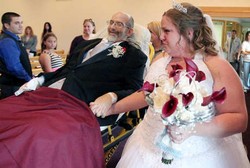 Berjuang Lawan Kanker Uretra, Pria Ini Bertekad Dampingi Putrinya Menikah