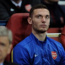 Demi Piala Dunia, Vermaelen Buka Kans Tinggalkan Arsenal