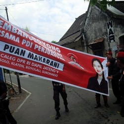 PDIP Solo Copoti Ratusan Atribut Calegnya, Termasuk Milik Puan Maharani